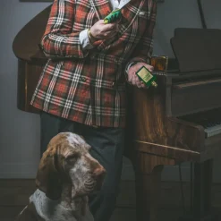 Hajuvesi Intense Agarwood (lue kuvaus)